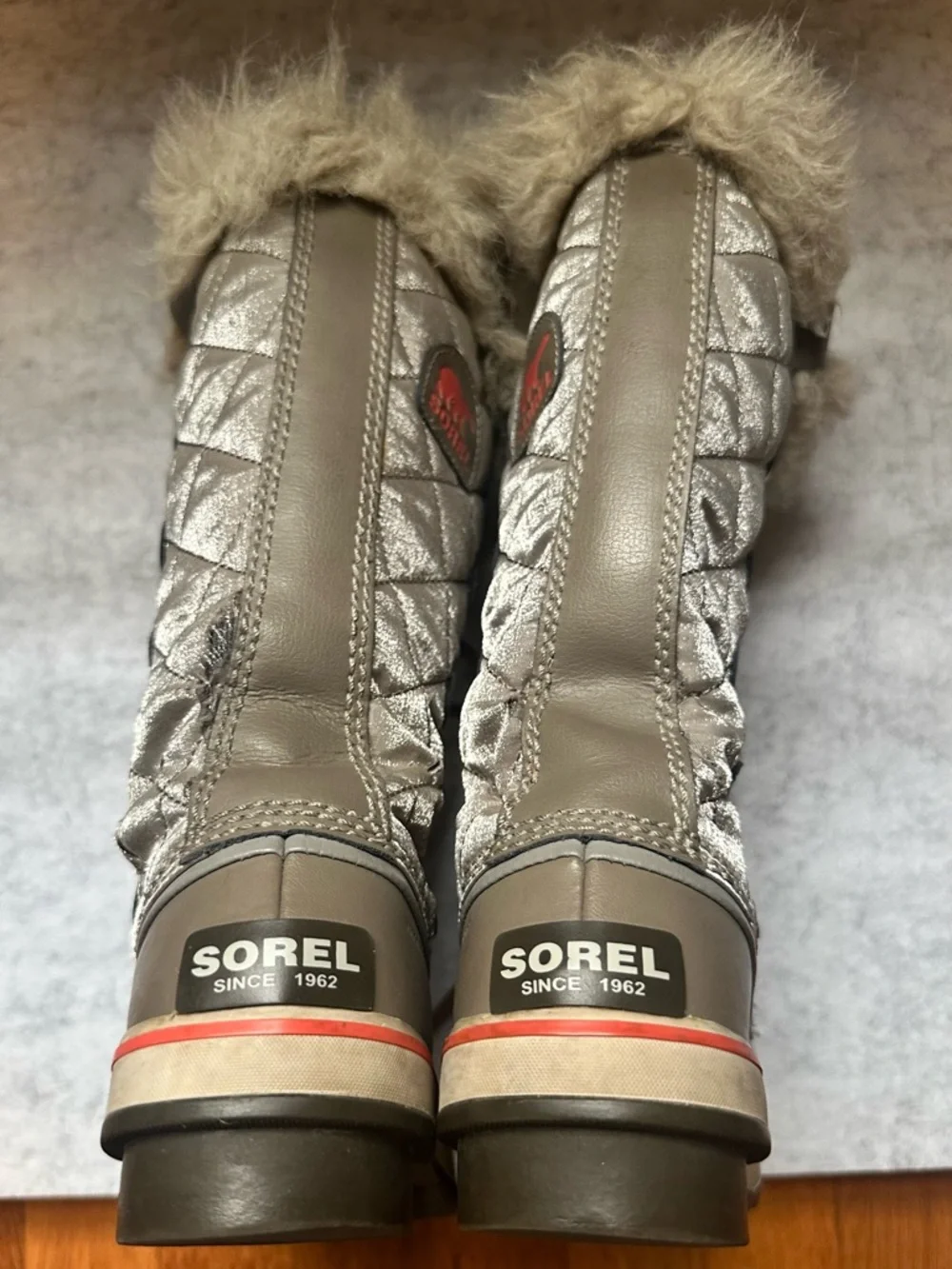 Sorel Women’s Faux Fur Trim Lace-Up Winter Boots in Olive/Silver - Size 5